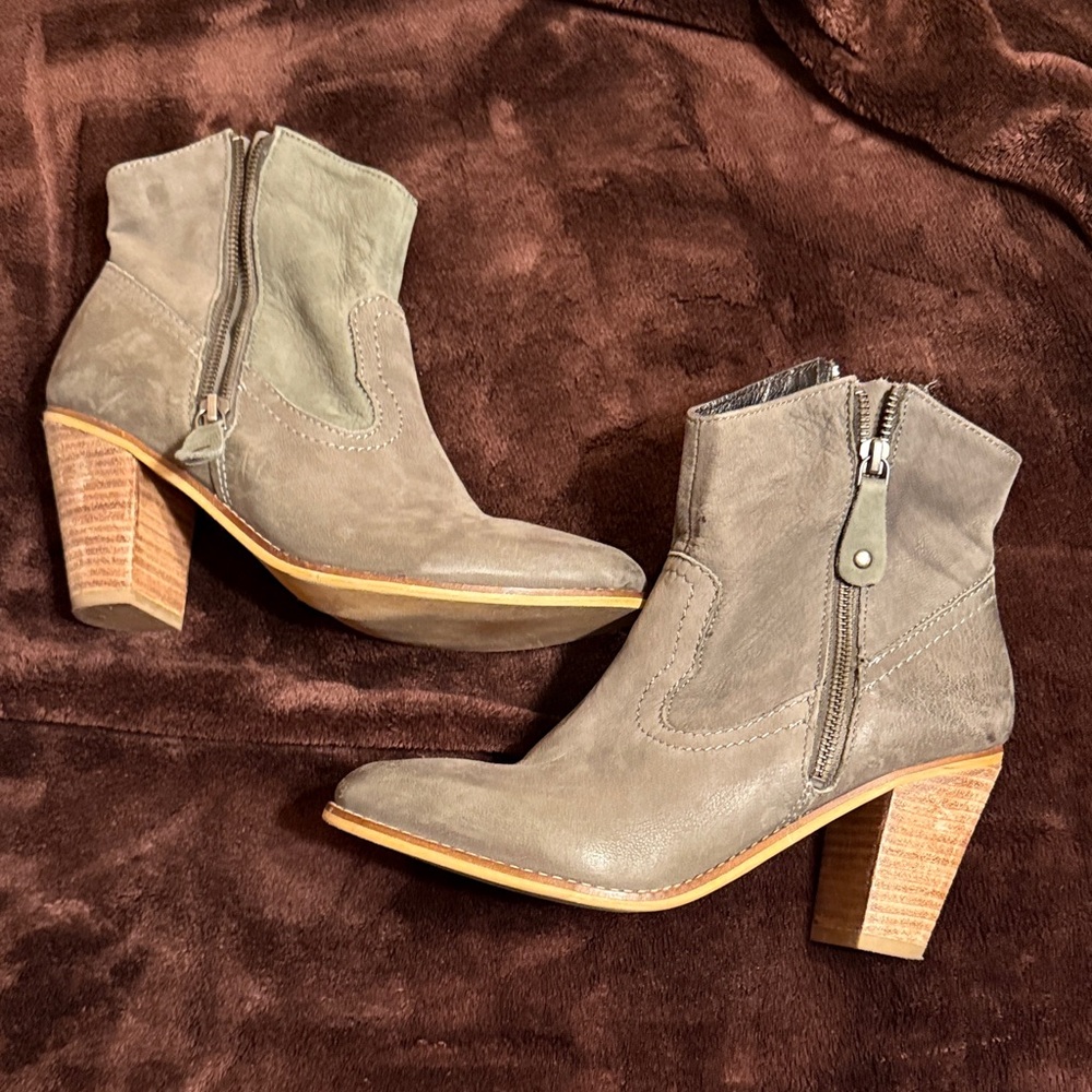 Rebel Brand Gray Ankle Boots